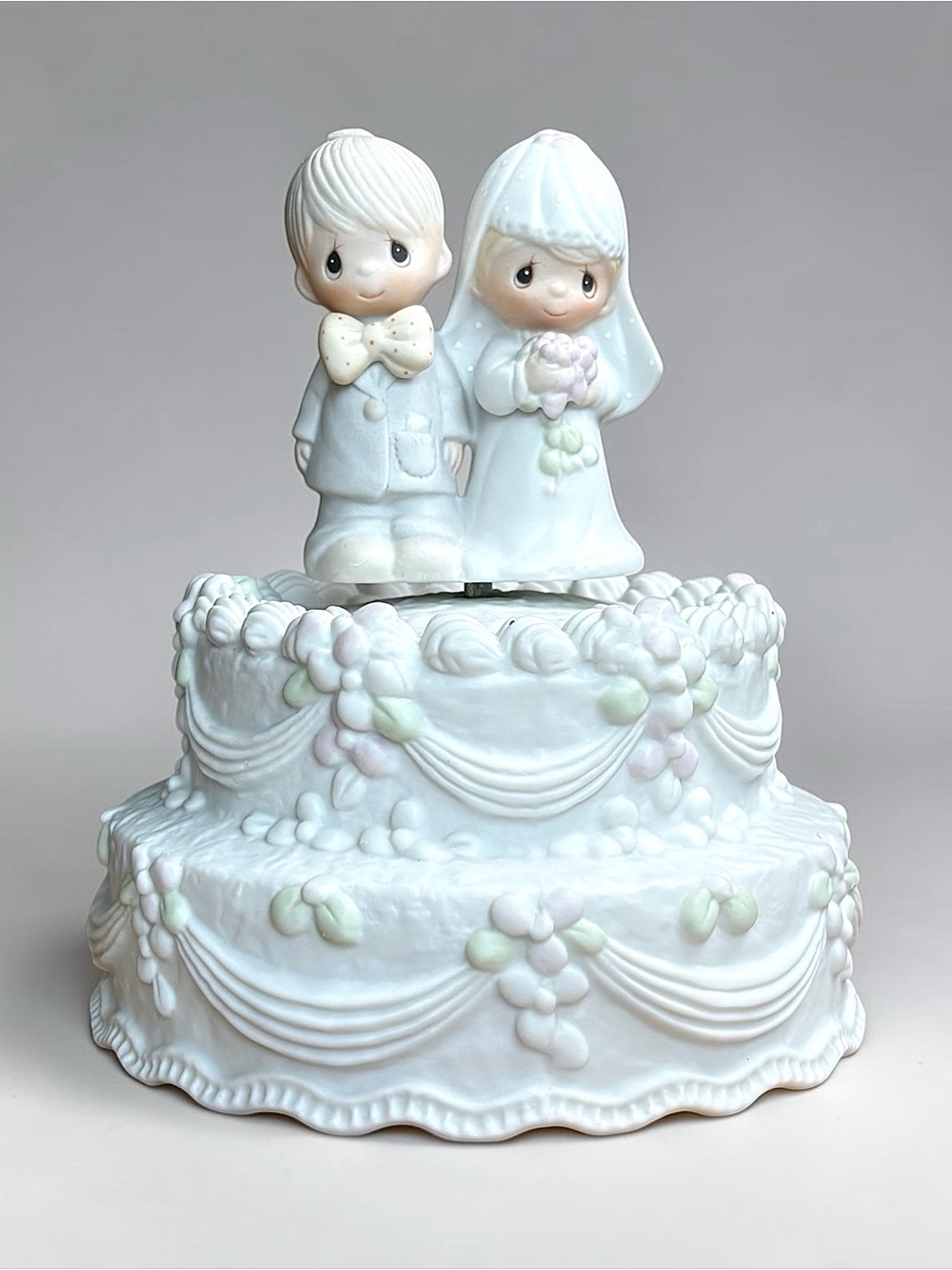 Vintage Precious Moments Musical Cake Topper, Plays The Wedding March